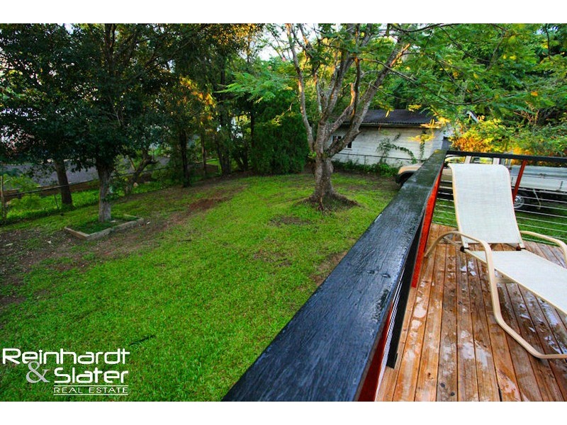 21 Bowen Ave, Albany Creek QLD 4035