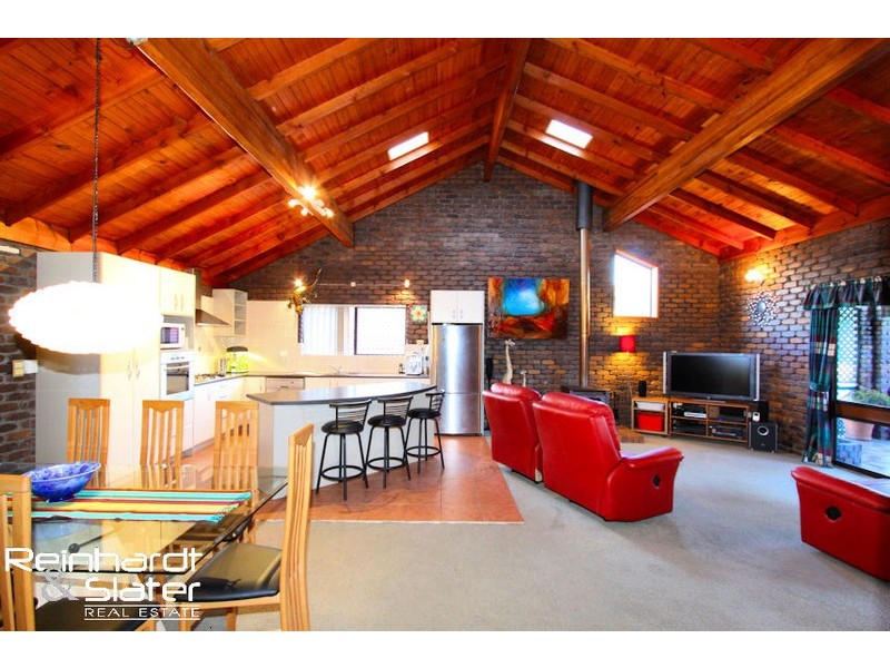 72 Archdale Rd, Ferny Grove QLD 4055