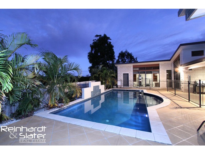 9 Grandis Ct, Cashmere QLD 4500