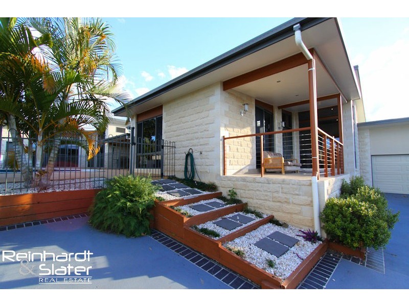 9 Grandis Ct, Cashmere QLD 4500