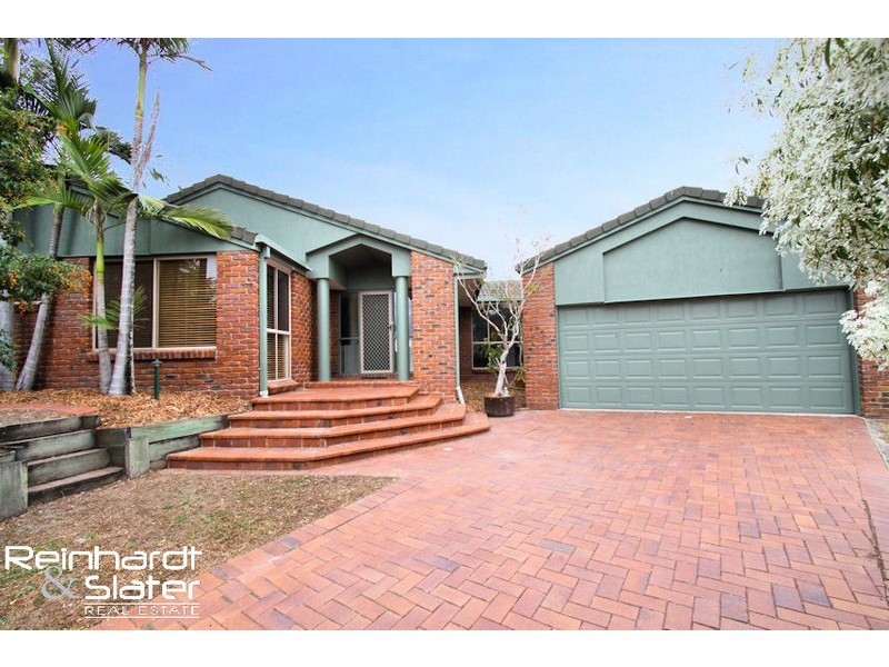 8 Pine Bark Ct, Albany Creek QLD 4035