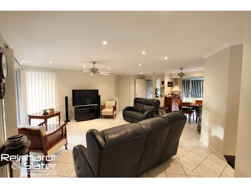 2 Leopardwood Ct, Albany Creek QLD 4035