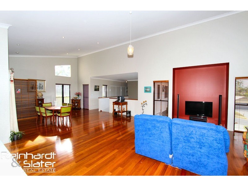 87 Corvus Dr, Cashmere QLD 4500