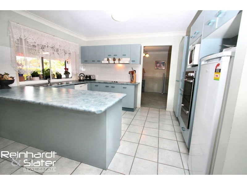 4 Kurrajong Dr, Warner QLD 4500