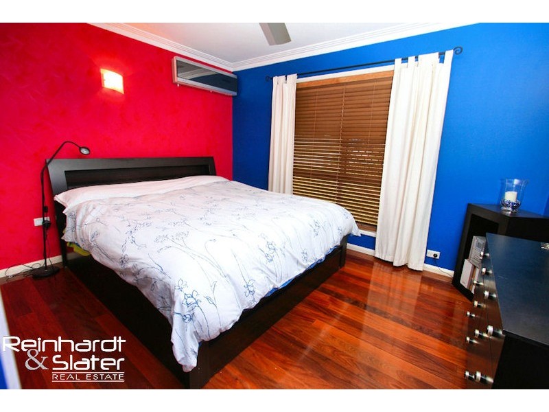 8 Bygrave St, Strathpine QLD 4500