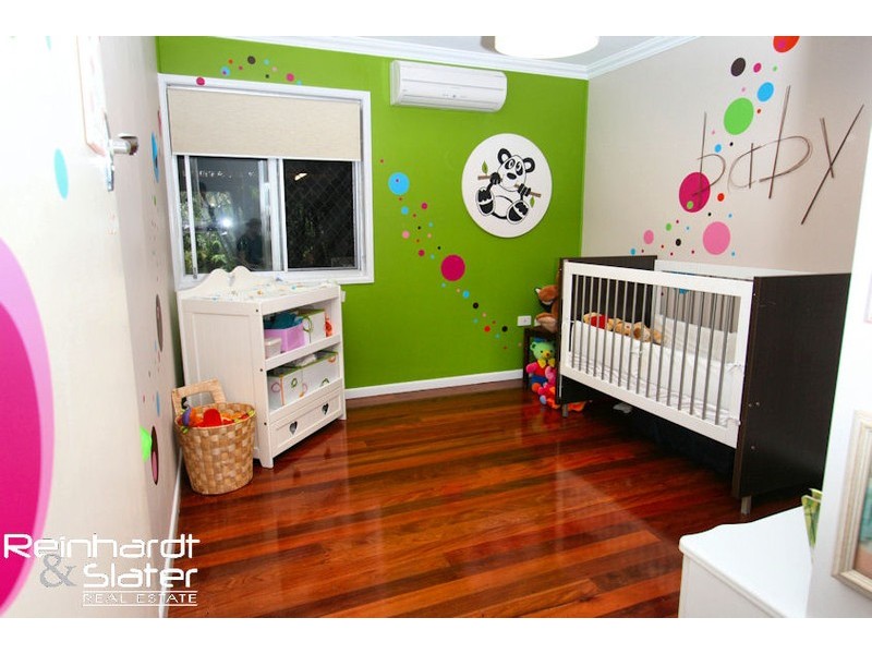 8 Bygrave St, Strathpine QLD 4500