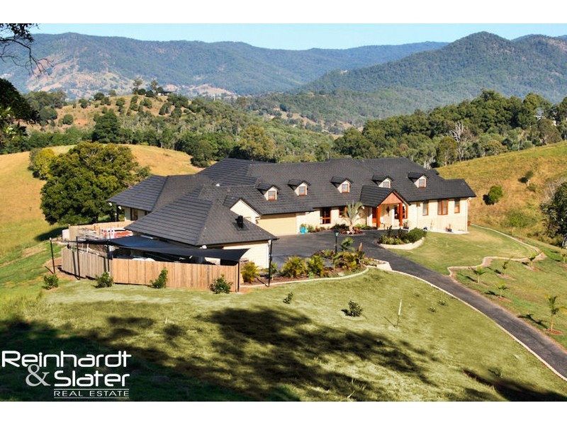 691 Clear Mountain Rd, Clear Mountain QLD 4500