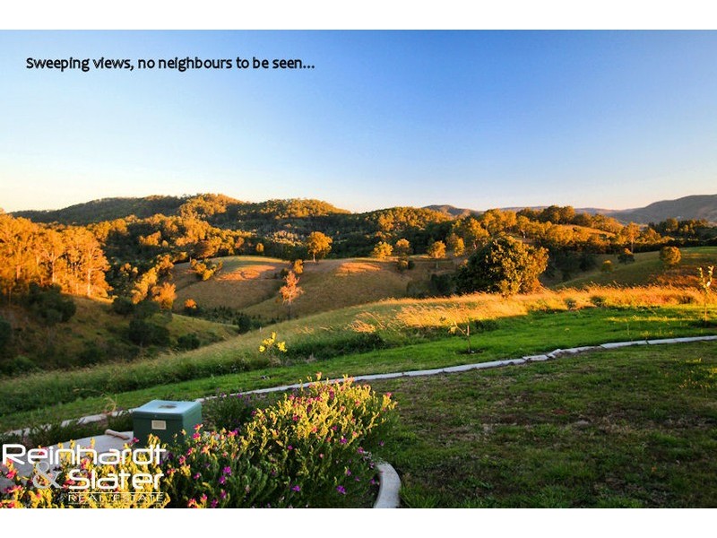 691 Clear Mountain Rd, Clear Mountain QLD 4500