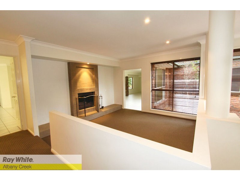 8 Pine Bark Ct, Albany Creek QLD 4035