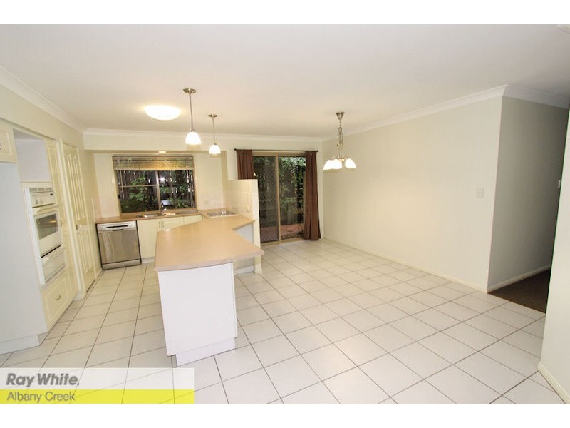 8 Pine Bark Ct, Albany Creek QLD 4035