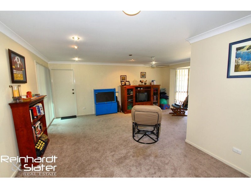 14 Thiess Dr, Albany Creek QLD 4035