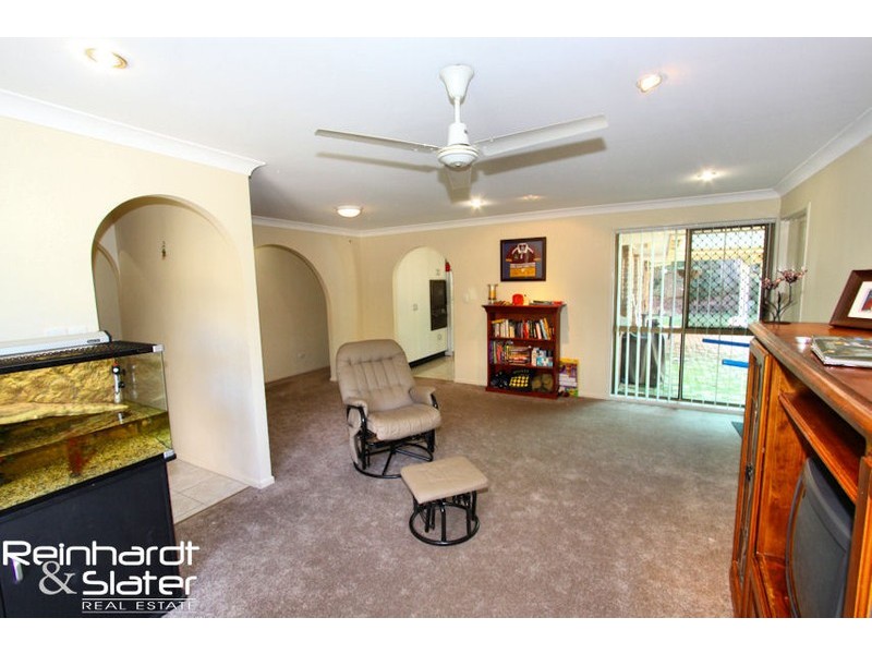 14 Thiess Dr, Albany Creek QLD 4035