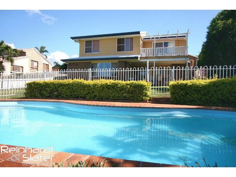 33 Daniel Dr, Albany Creek QLD 4035