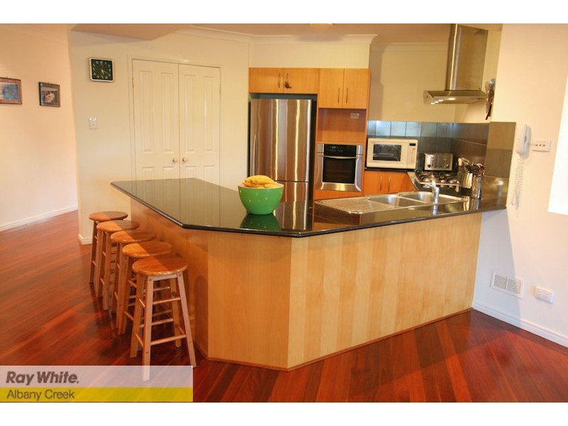 5 Firewheel Ct, Eatons Hill QLD 4037