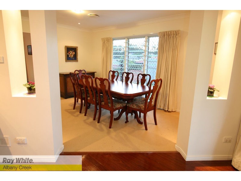 5 Firewheel Ct, Eatons Hill QLD 4037