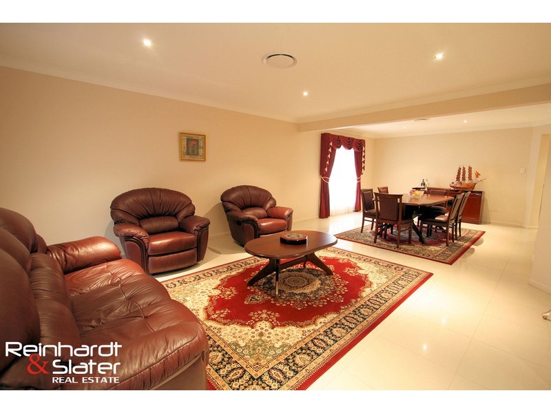 12 Fernwren Ct, Cashmere QLD 4500