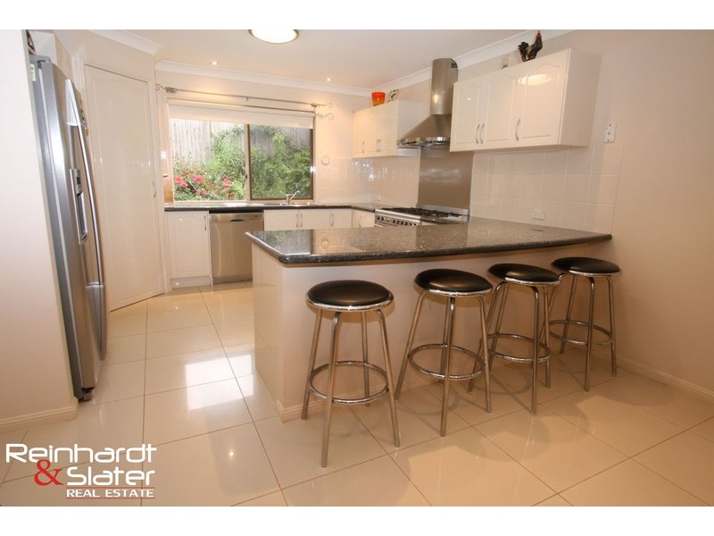 12 Fernwren Ct, Cashmere QLD 4500