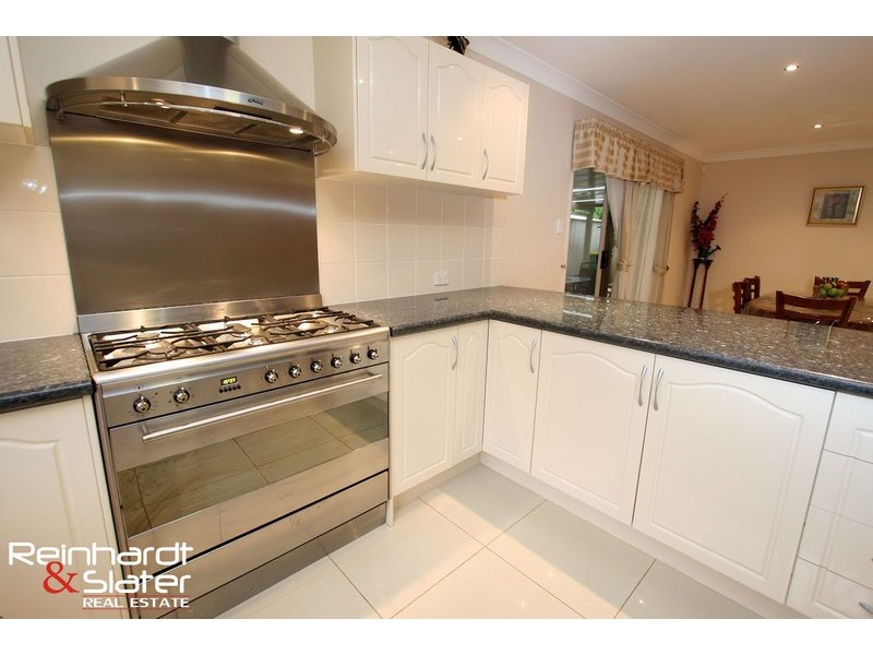 12 Fernwren Ct, Cashmere QLD 4500