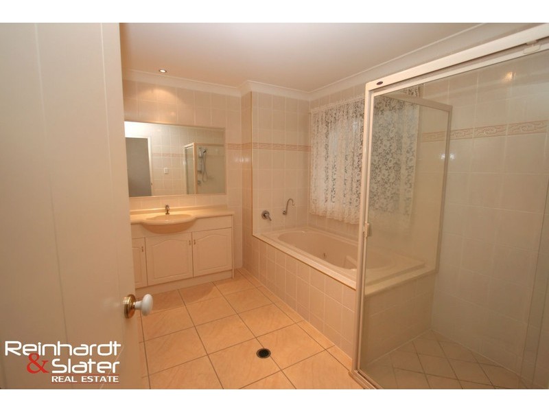 12 Fernwren Ct, Cashmere QLD 4500
