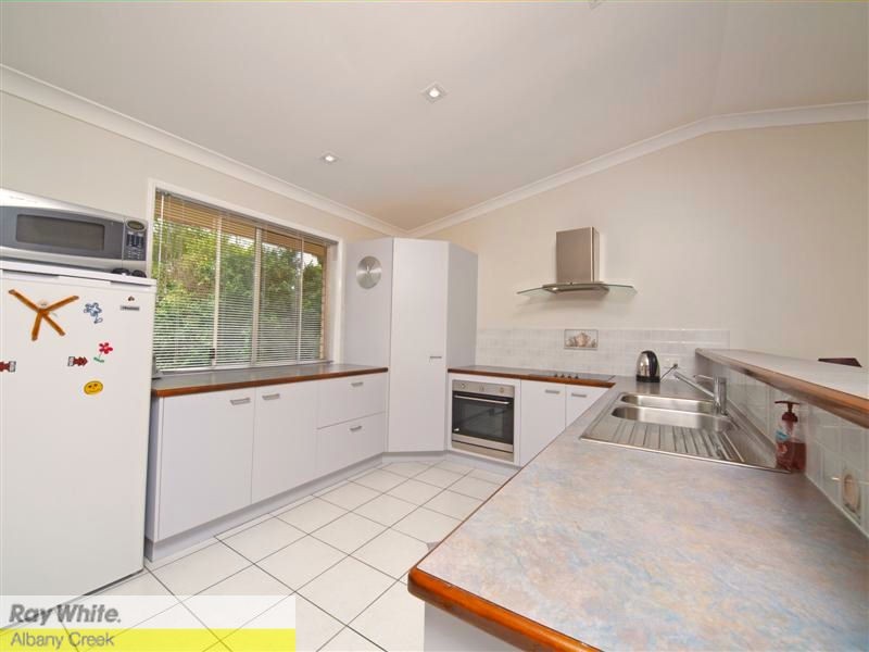 14 Wivenhoe Ave, Albany Creek QLD 4035