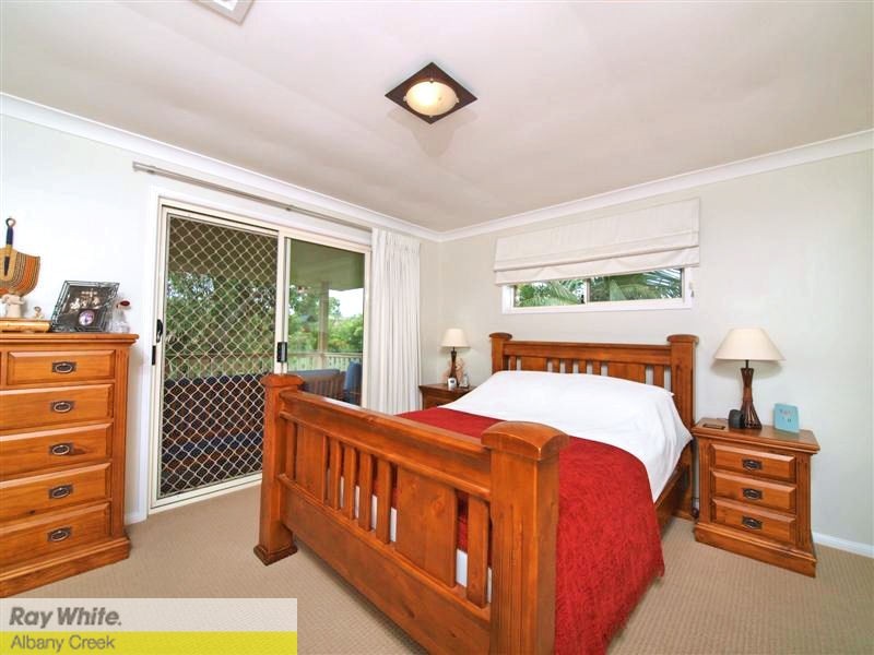 14 Wivenhoe Ave, Albany Creek QLD 4035