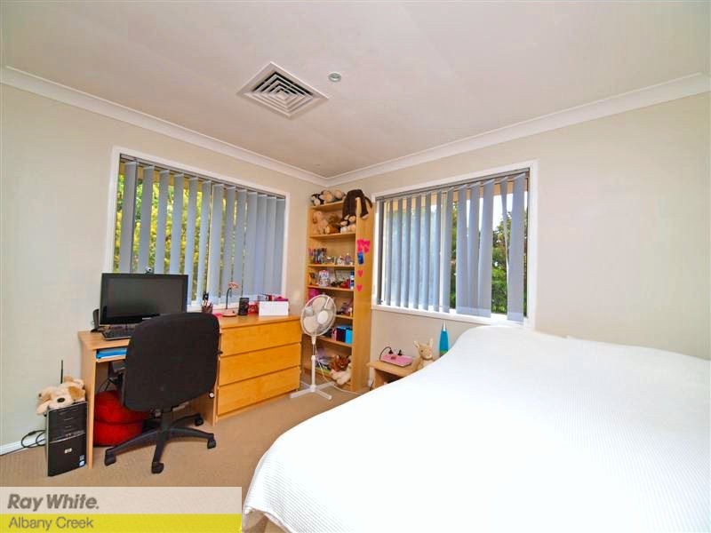 14 Wivenhoe Ave, Albany Creek QLD 4035