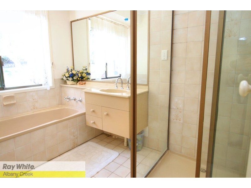 5 Sally Ct, Warner QLD 4500