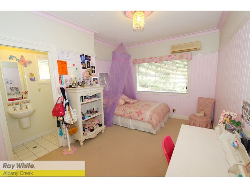 Ferny Hills QLD 4055