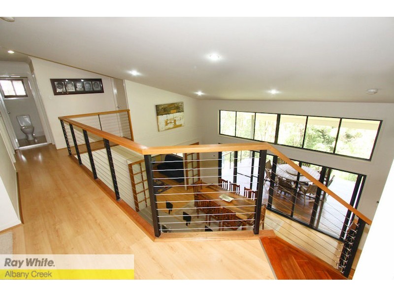 8 Torwood Ct, Ferny Hills QLD 4055