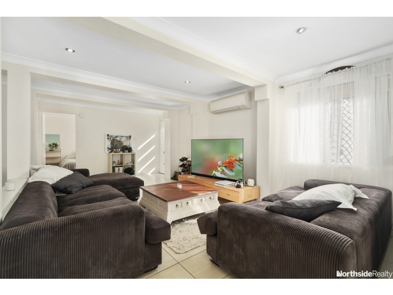 659 Albany Creek Road, Albany Creek QLD 4035