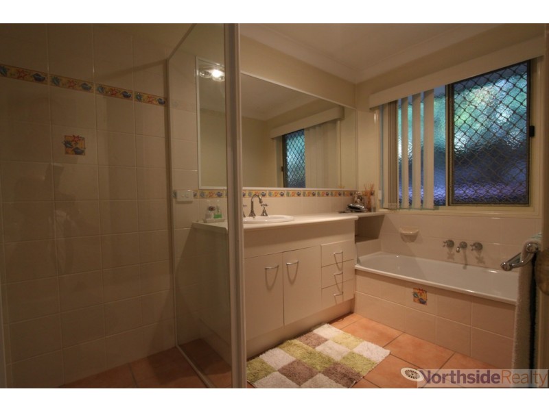 7 Excelcia Court, Eatons Hill QLD 4037