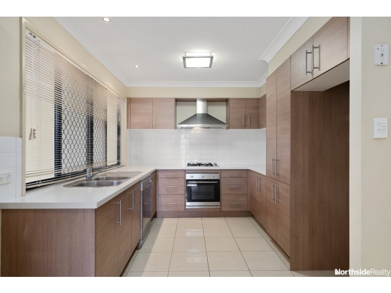 77 Caribou Crescent, Fitzgibbon QLD 4018