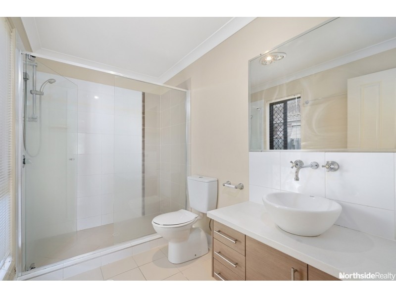 77 Caribou Crescent, Fitzgibbon QLD 4018