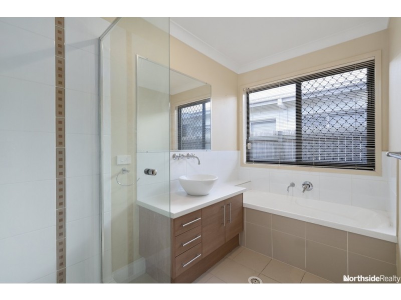 77 Caribou Crescent, Fitzgibbon QLD 4018