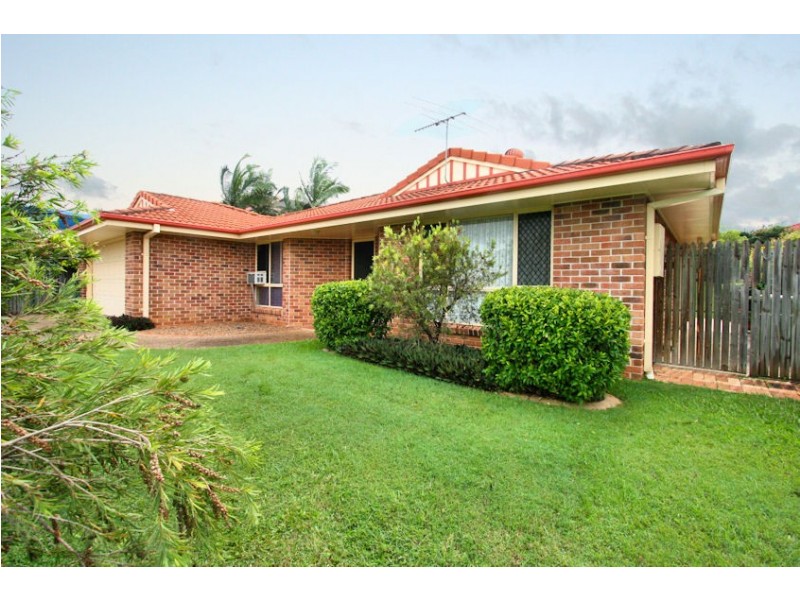 10 Tiffany Court, Eatons Hill QLD 4037