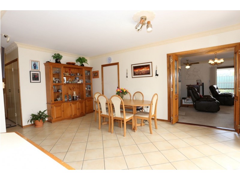 15 Chowchilla Street, Albany Creek QLD 4035