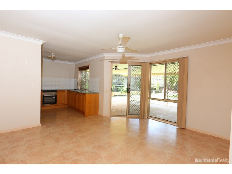 8 Wargon Court, Petrie QLD 4502