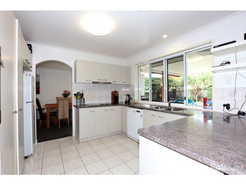 21 Narrabeen Road, Albany Creek QLD 4035