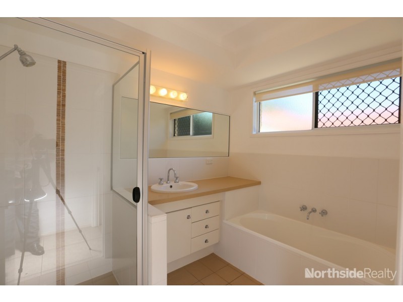 70 Thiess Drive, Albany Creek QLD 4035