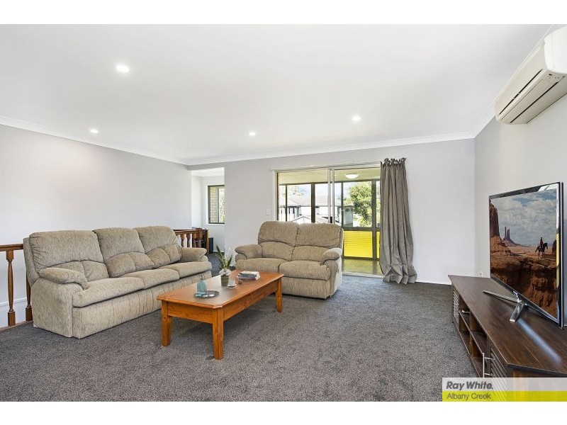 31 Pleasant Drive, Albany Creek QLD 4035