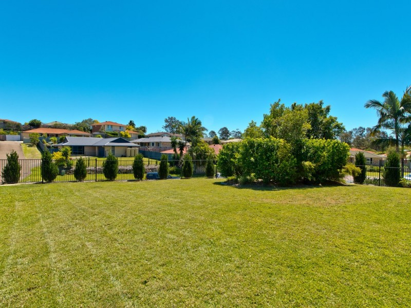 74 Lancewood Drive, Albany Creek QLD 4035