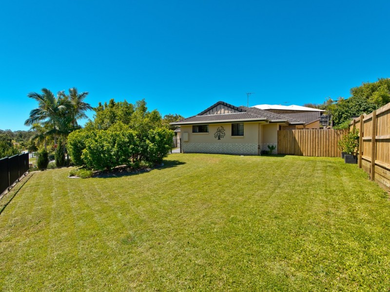 74 Lancewood Drive, Albany Creek QLD 4035