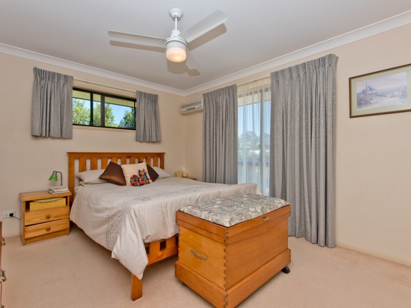 74 Lancewood Drive, Albany Creek QLD 4035