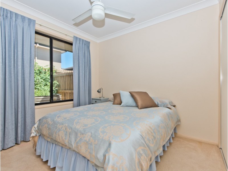 74 Lancewood Drive, Albany Creek QLD 4035