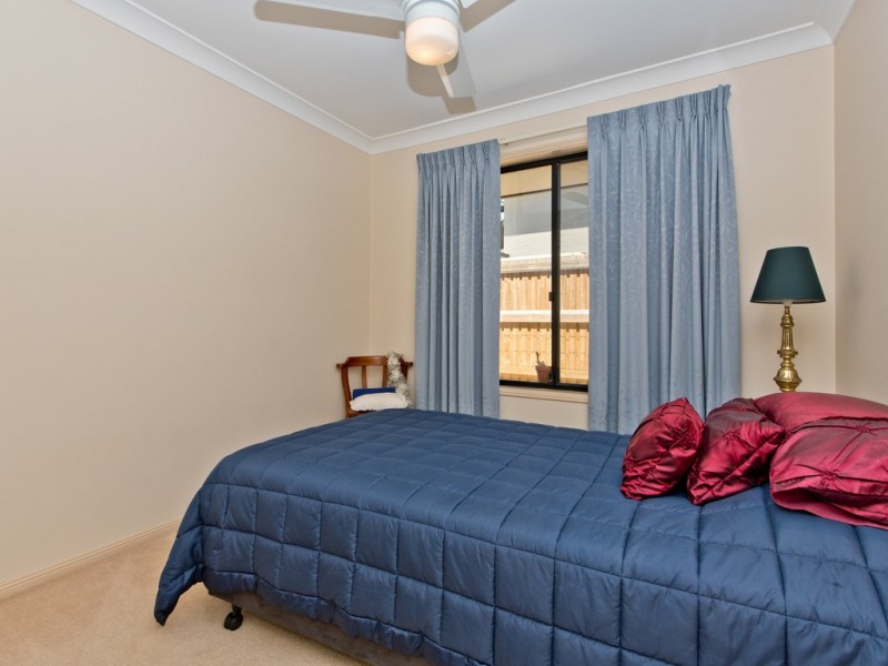 74 Lancewood Drive, Albany Creek QLD 4035