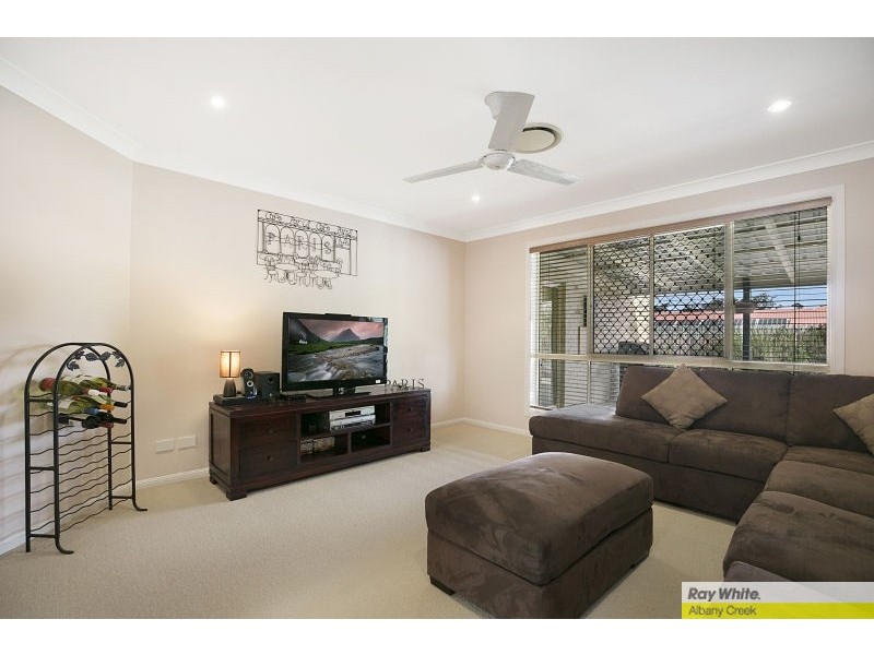 15 Roundelay Court, Eatons Hill QLD 4037