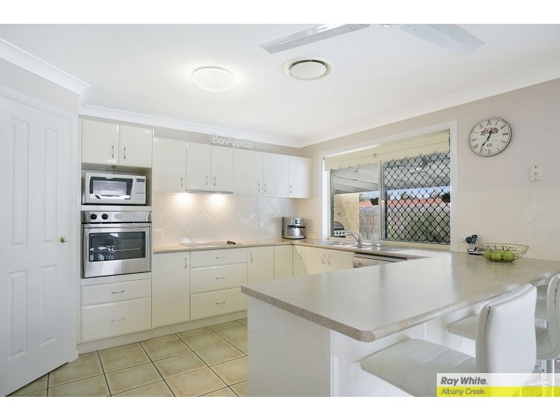 15 Roundelay Court, Eatons Hill QLD 4037