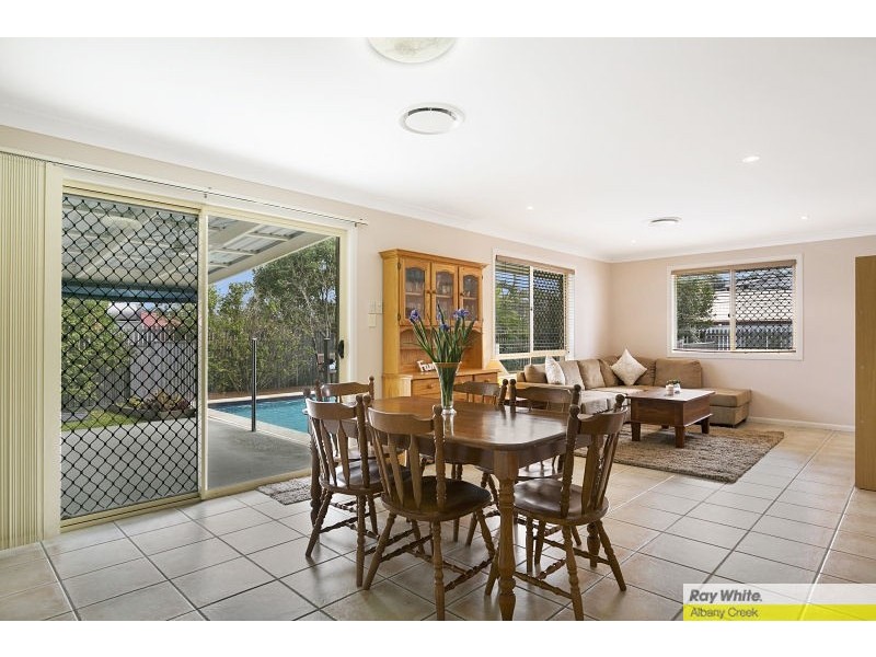15 Roundelay Court, Eatons Hill QLD 4037