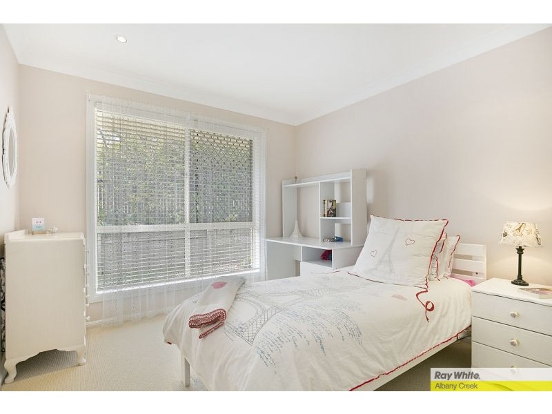 15 Roundelay Court, Eatons Hill QLD 4037