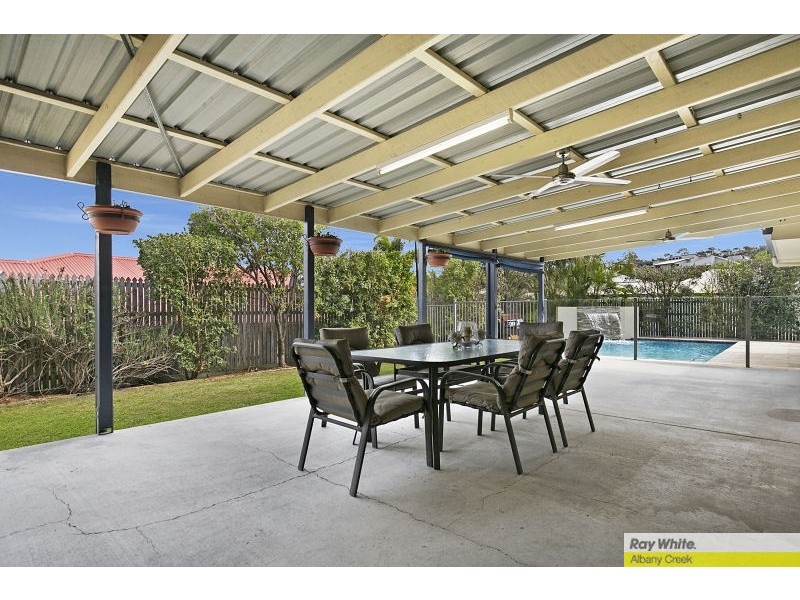 15 Roundelay Court, Eatons Hill QLD 4037